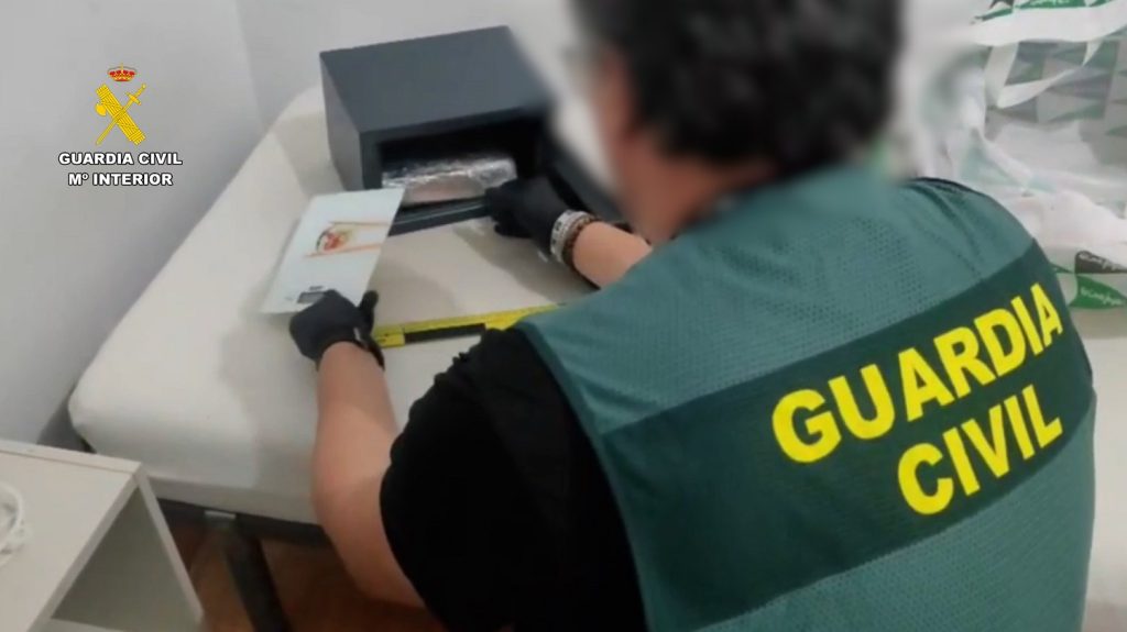 Dinero incautado en la operación antidroga